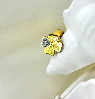 Lucky Sparkle Clover Anti-Tarnish Ring