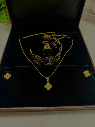 Royal Bloom Jewellery Set