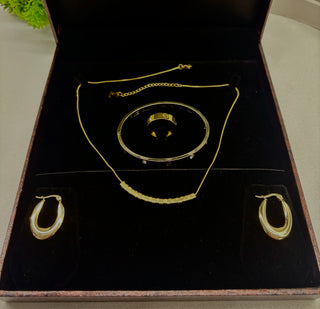 The Golden Versatility Set