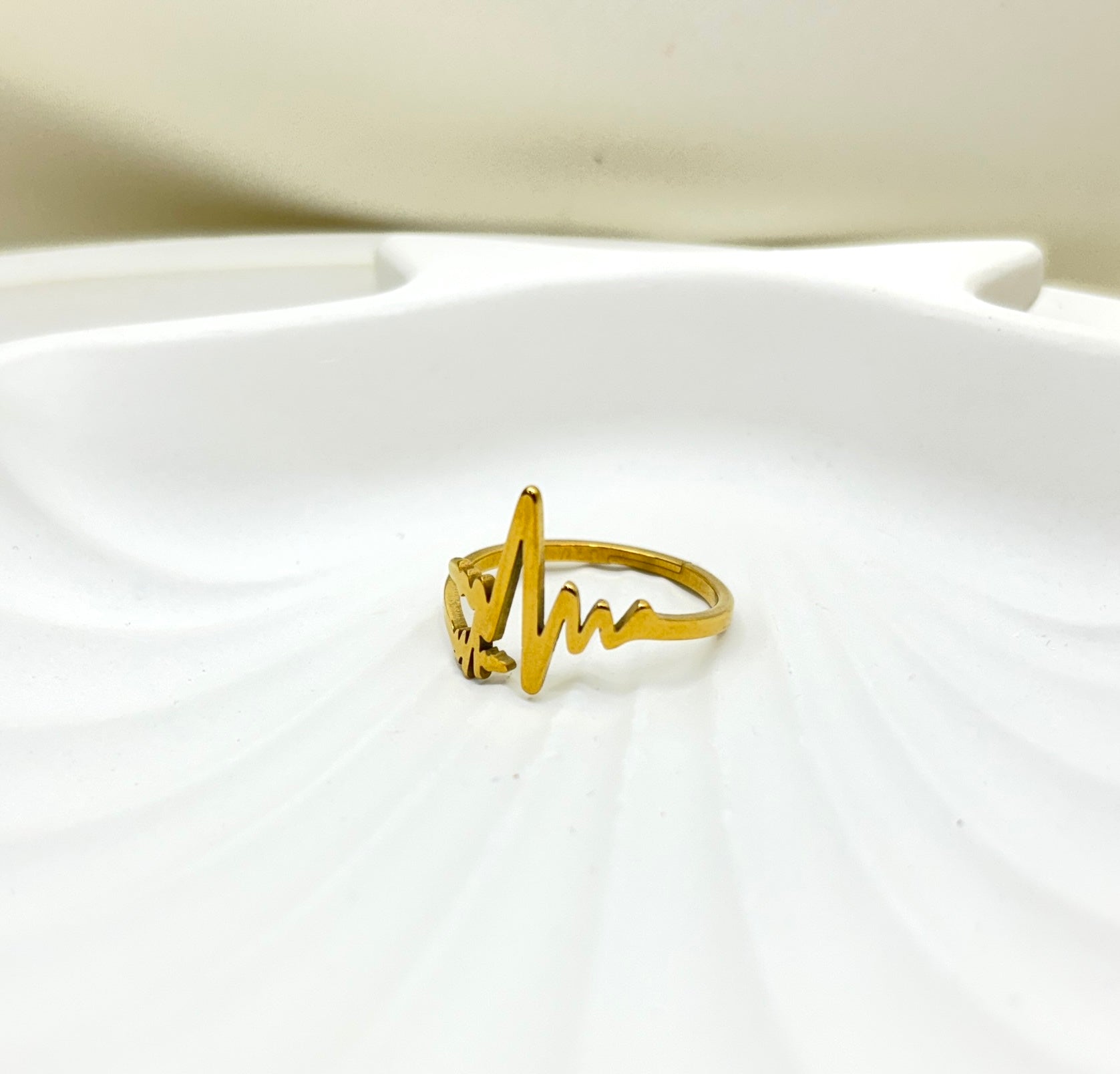 Eternal Pulse Anti-Tarnish Ring