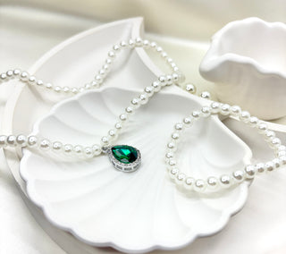 Emerald Drop Pearl Set