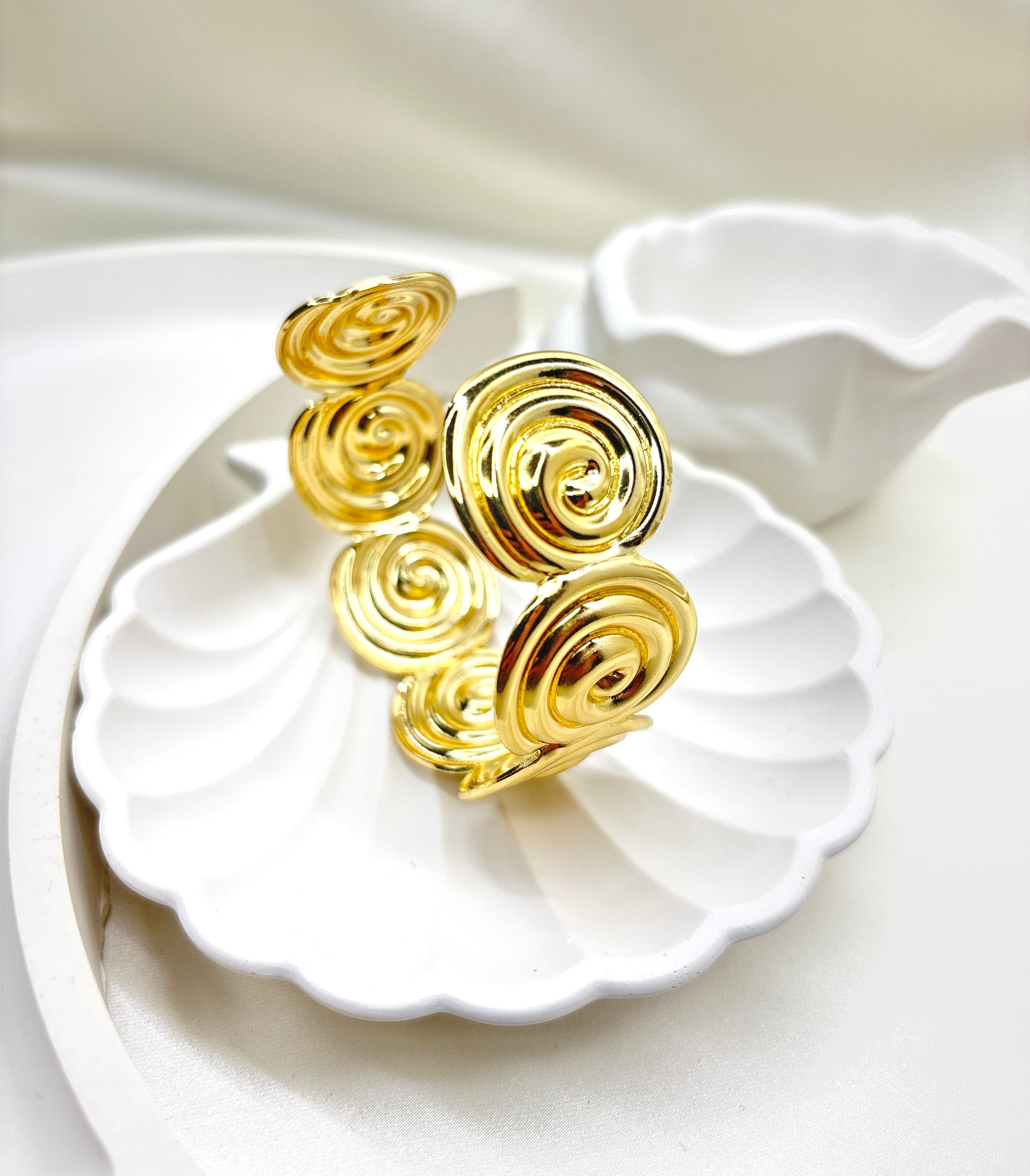 The Golden Helix Cuff