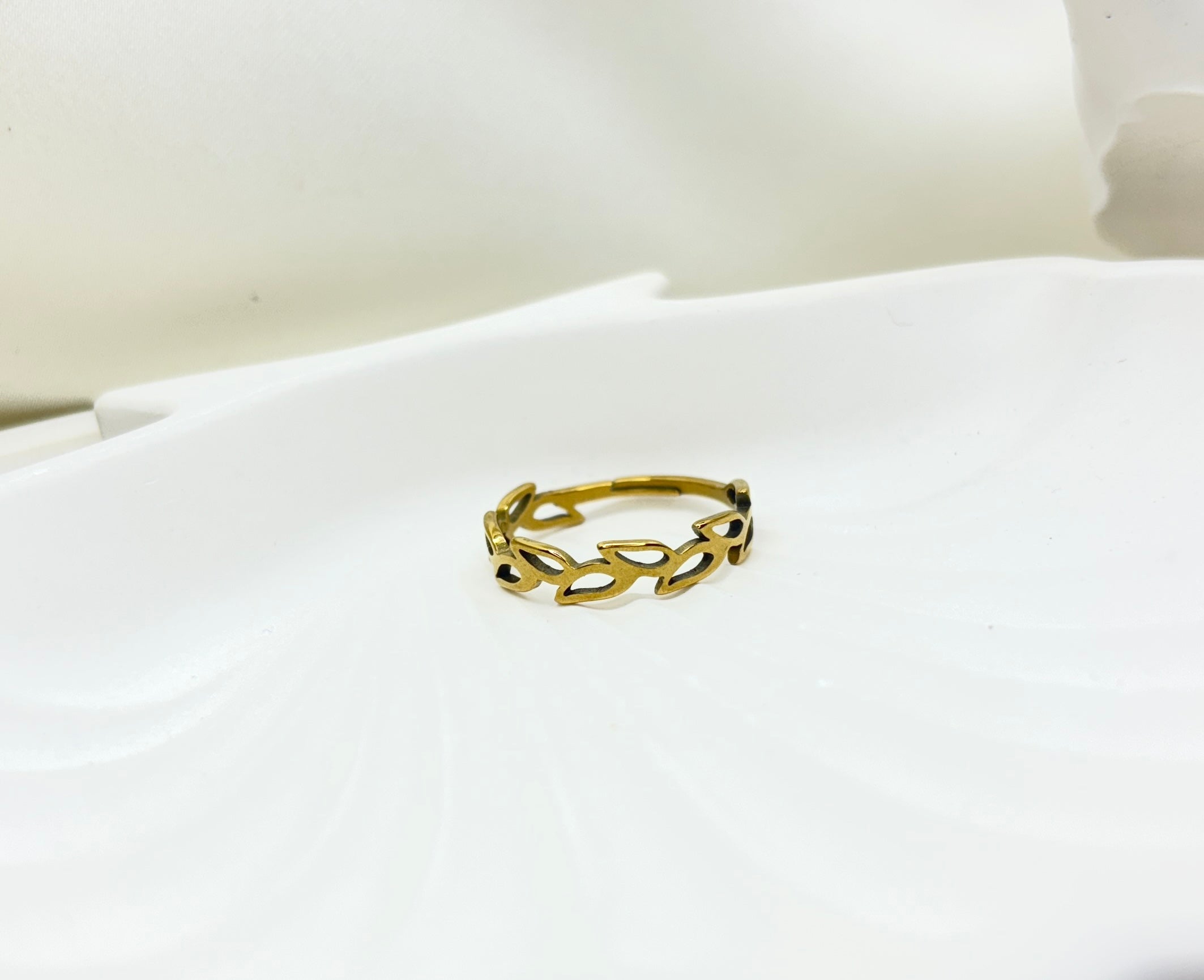 Eternal Vine Anti-Tarnish Ring