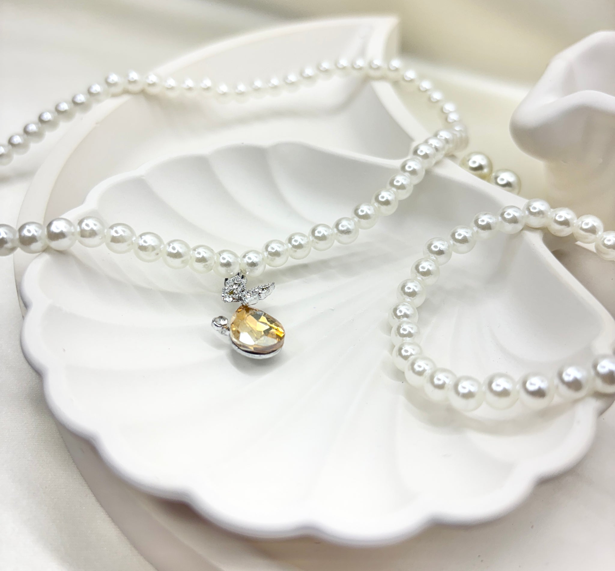 The Pearl Flutter Set