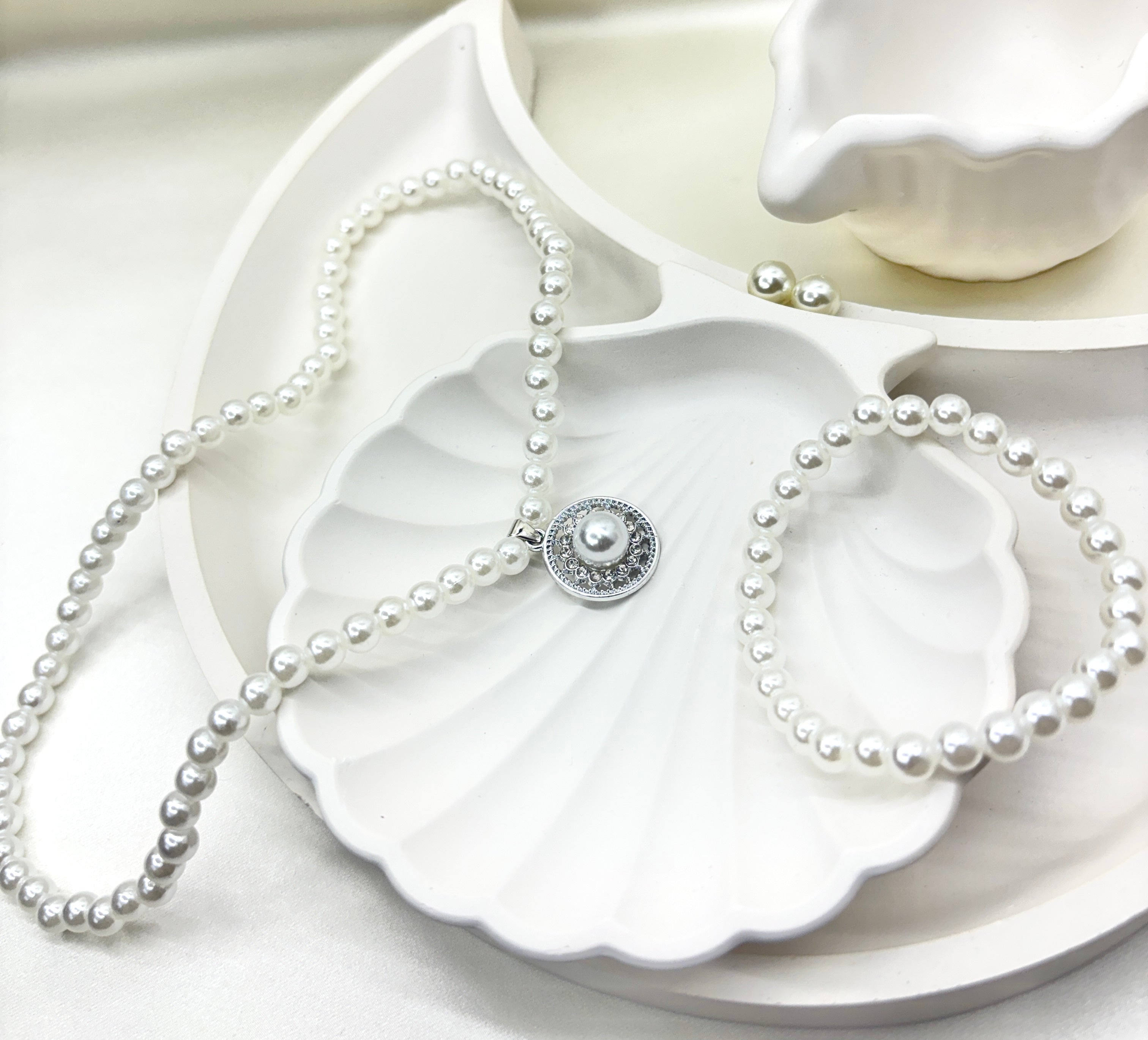 Timeless Grace Pearl Jewelry Set