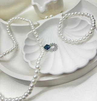 Noir Bloom Pearl Set