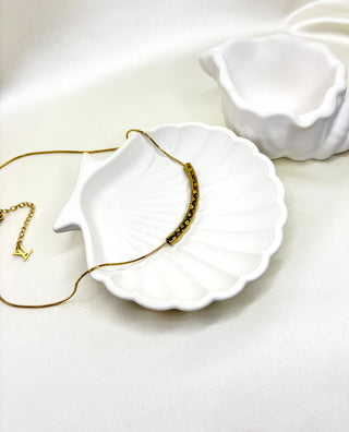 Golden Contour Necklace