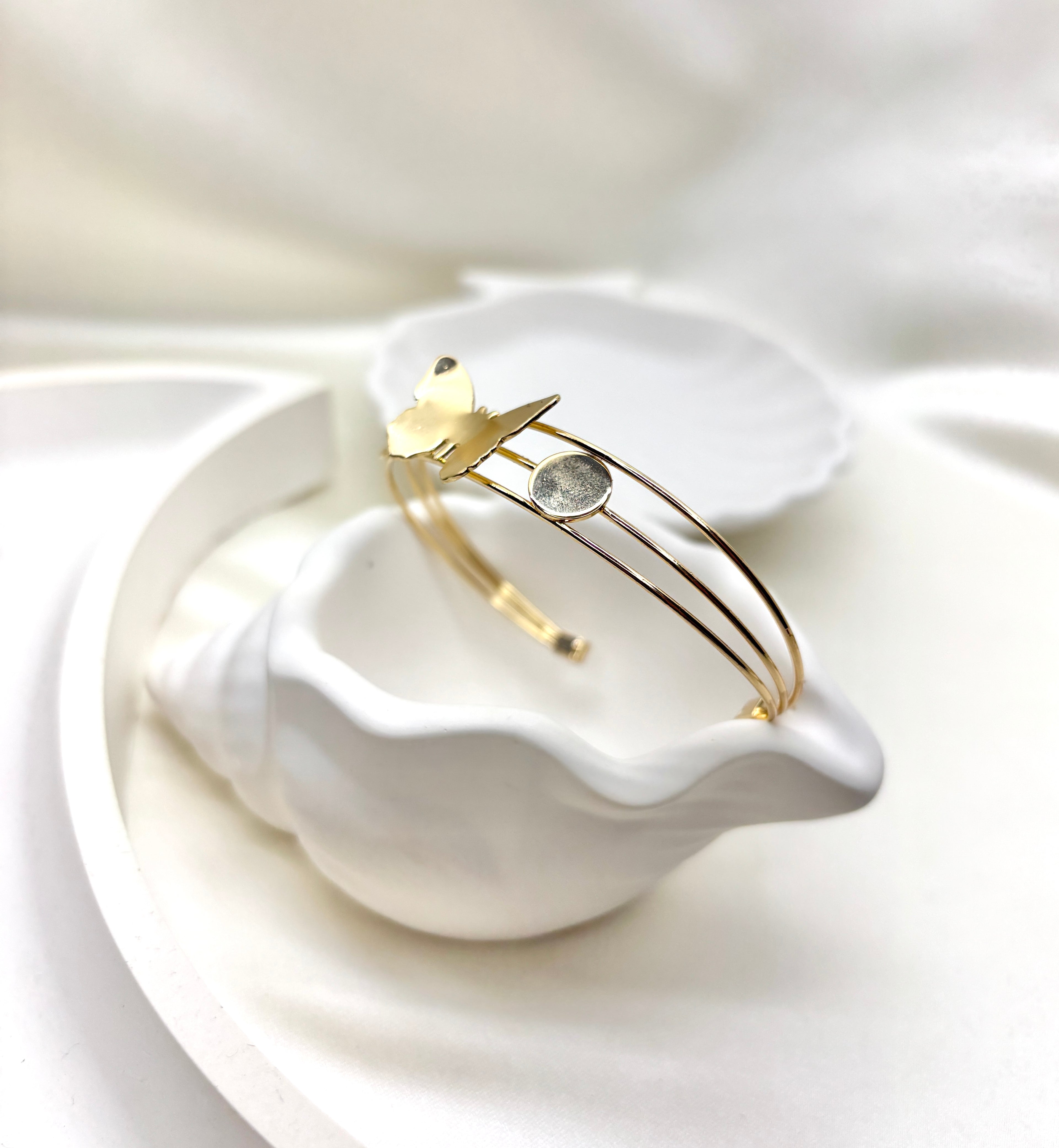 The Monarch Flight Cuff