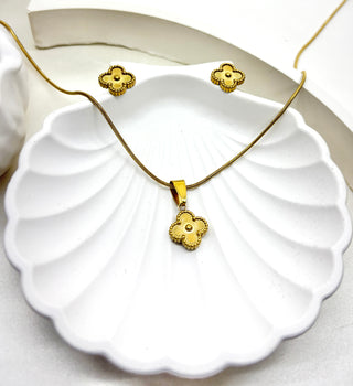 The Golden Radiance Clover Set
