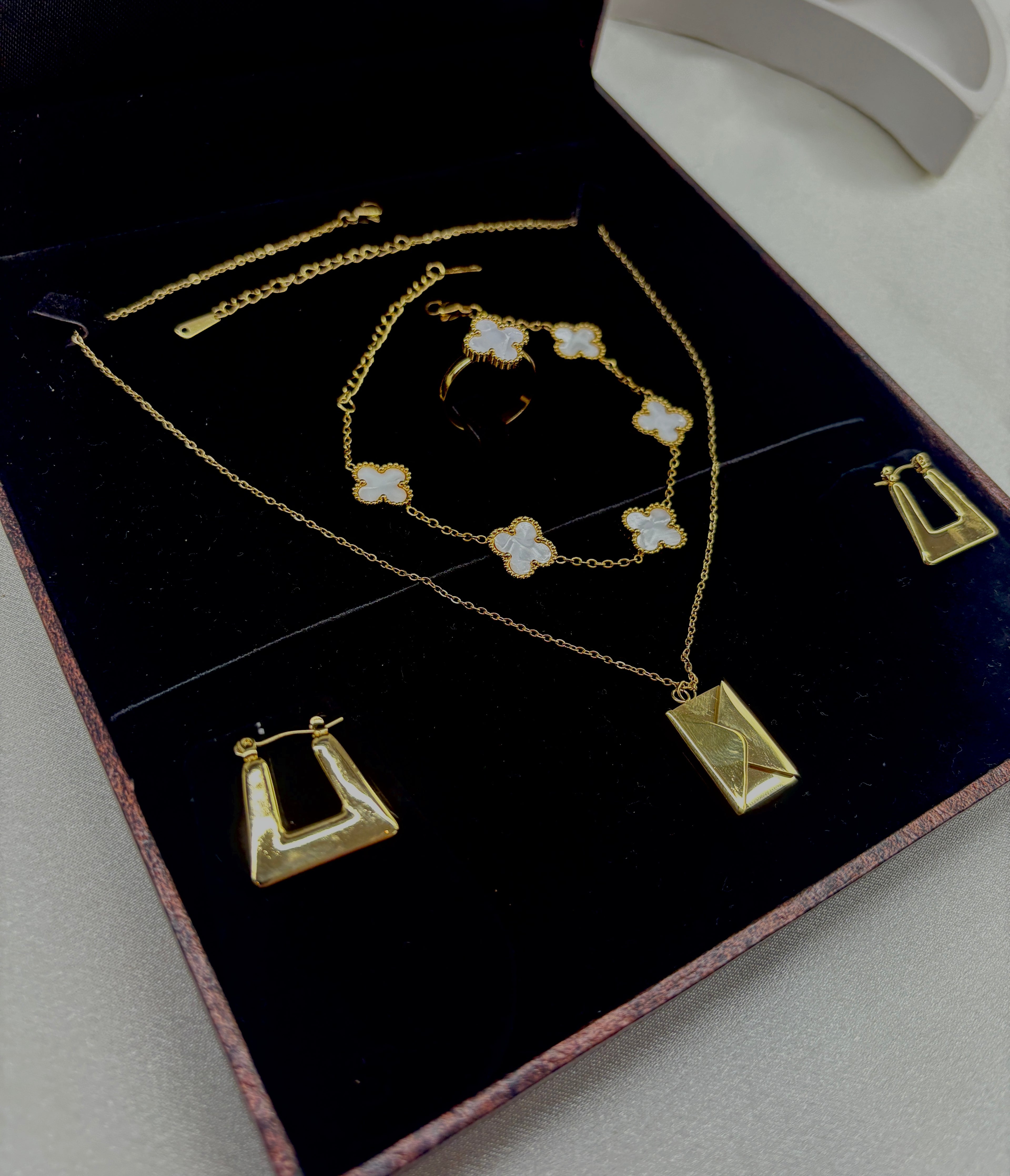 Golden Clover Charm Combo Set