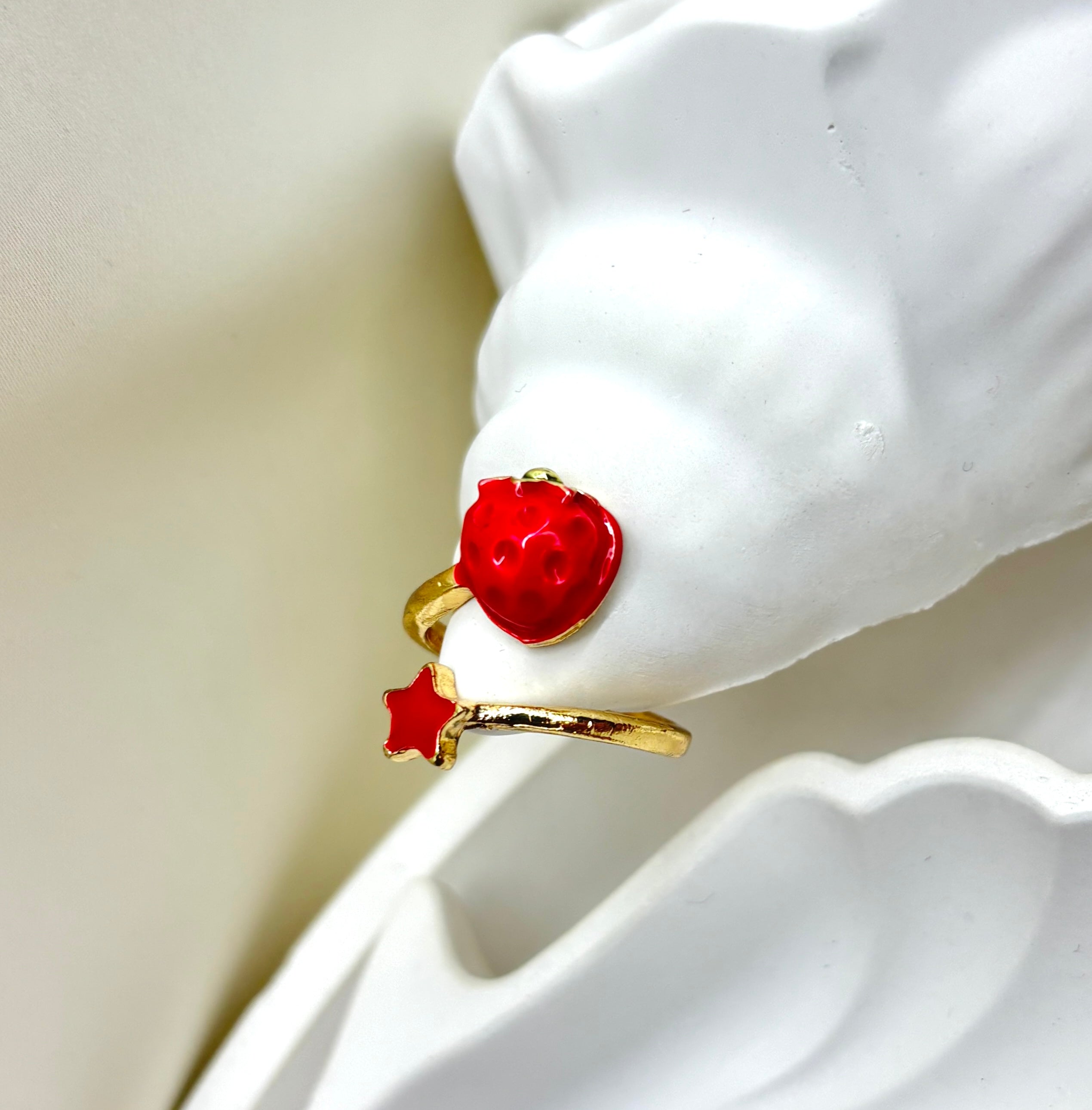 Strawberry Stargazer Anti-Tarnish Ring