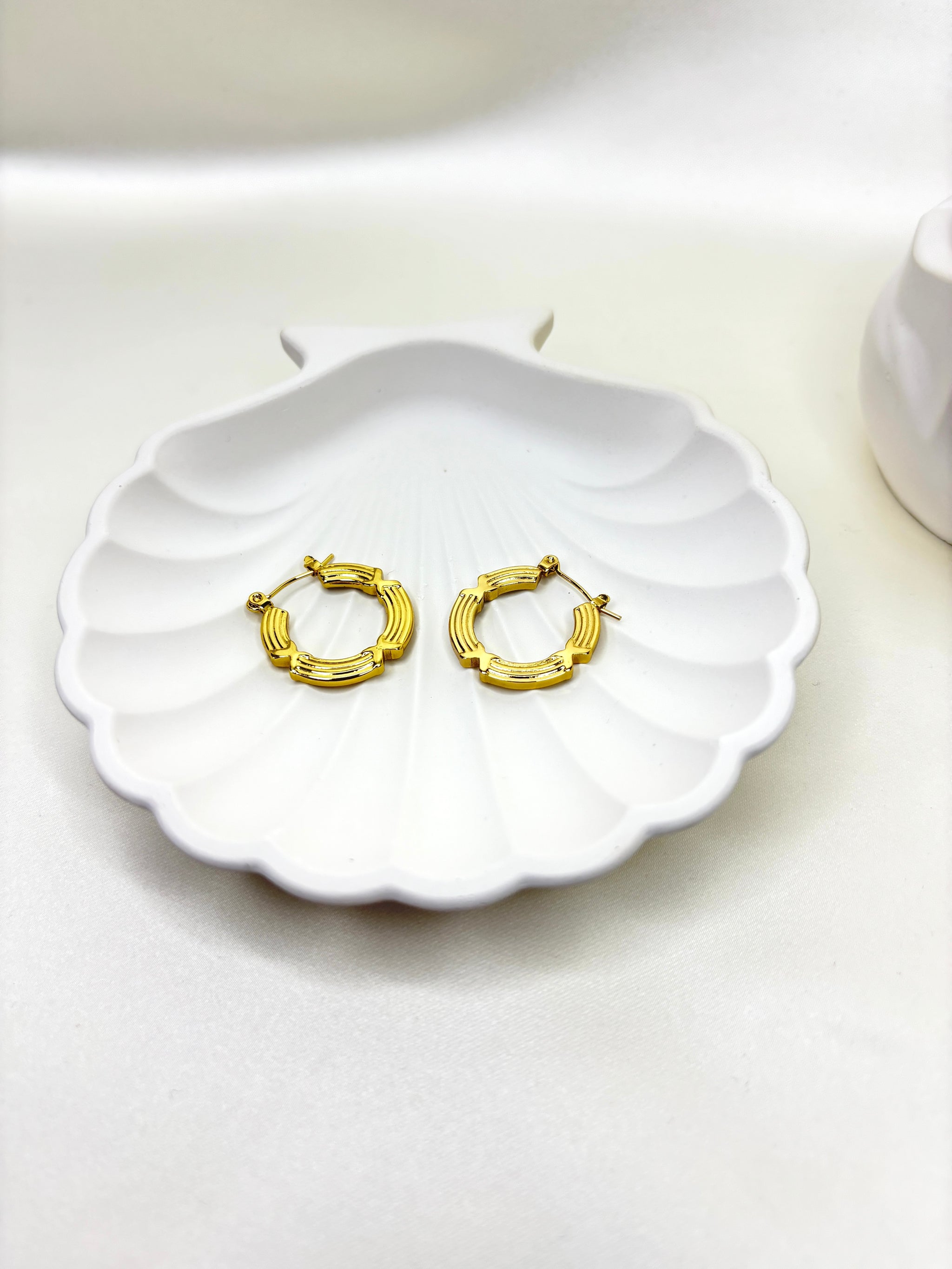 The Roman Ridge Hoops