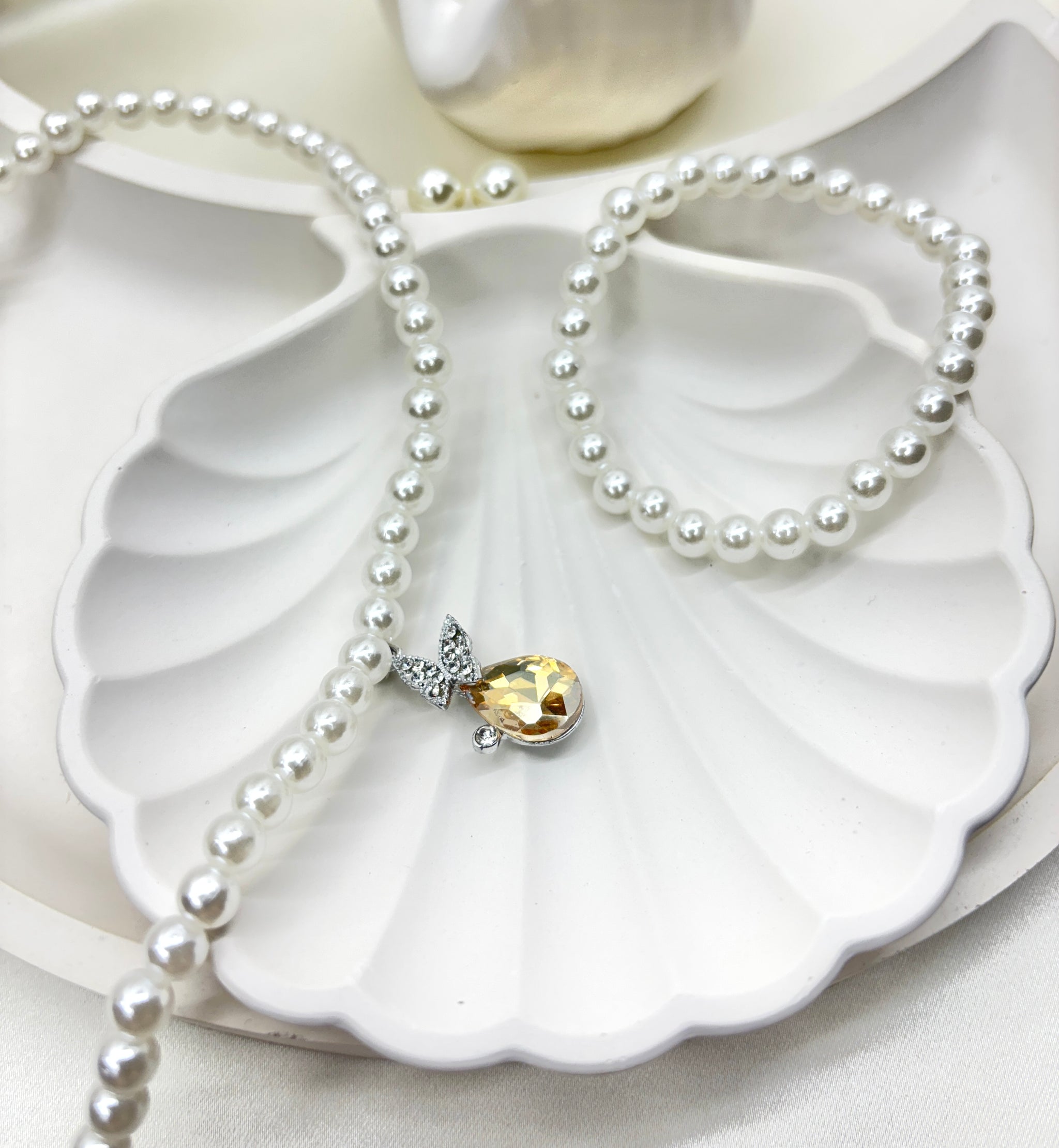 The Pearl Flutter Set