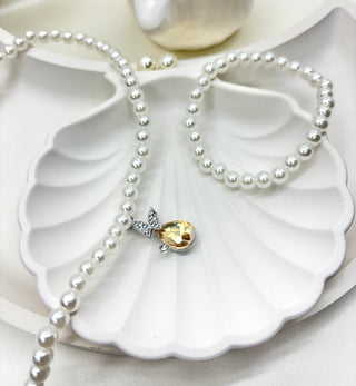 The Pearl Flutter Set