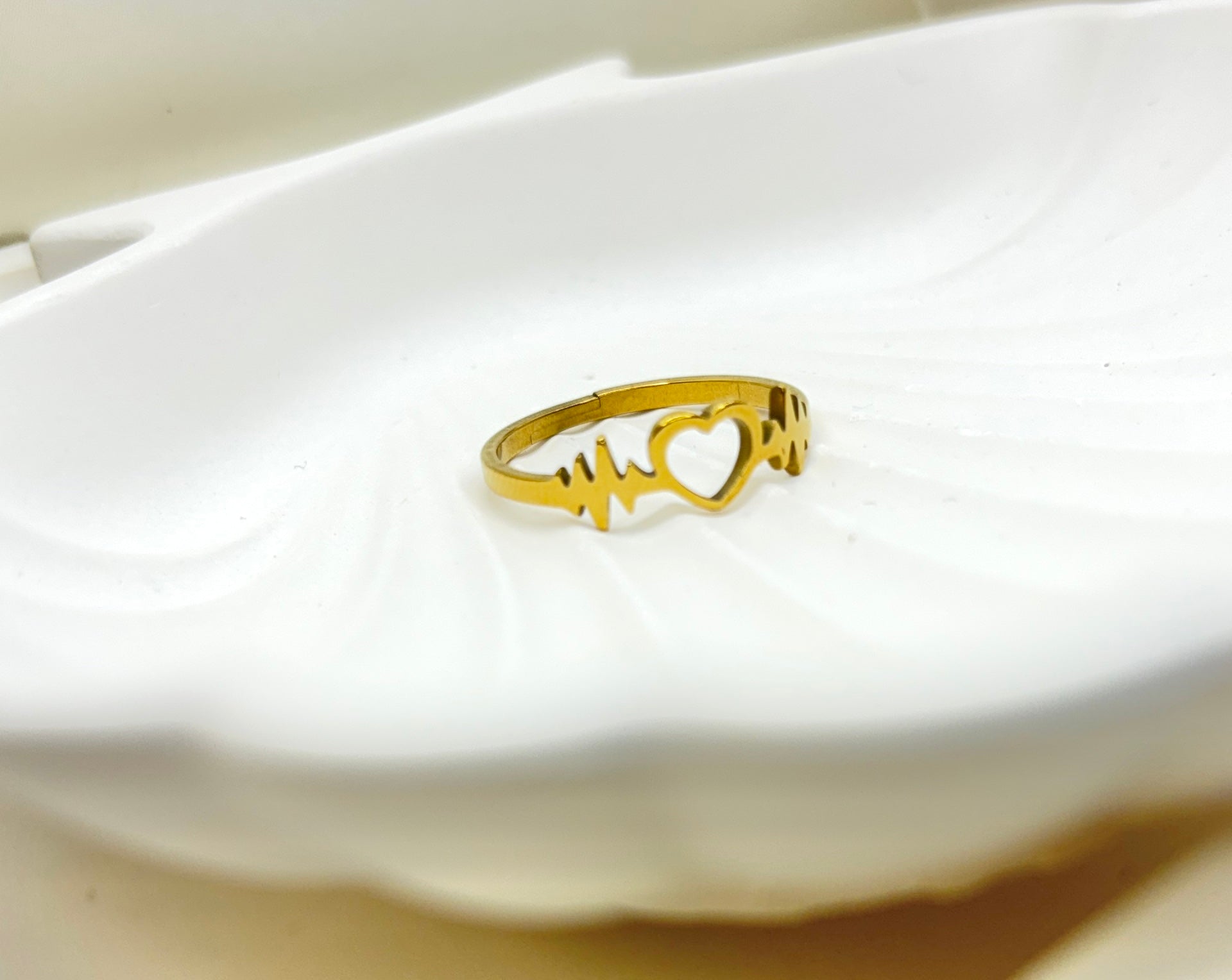 Lifebeat Love Anti-Tarnish Ring