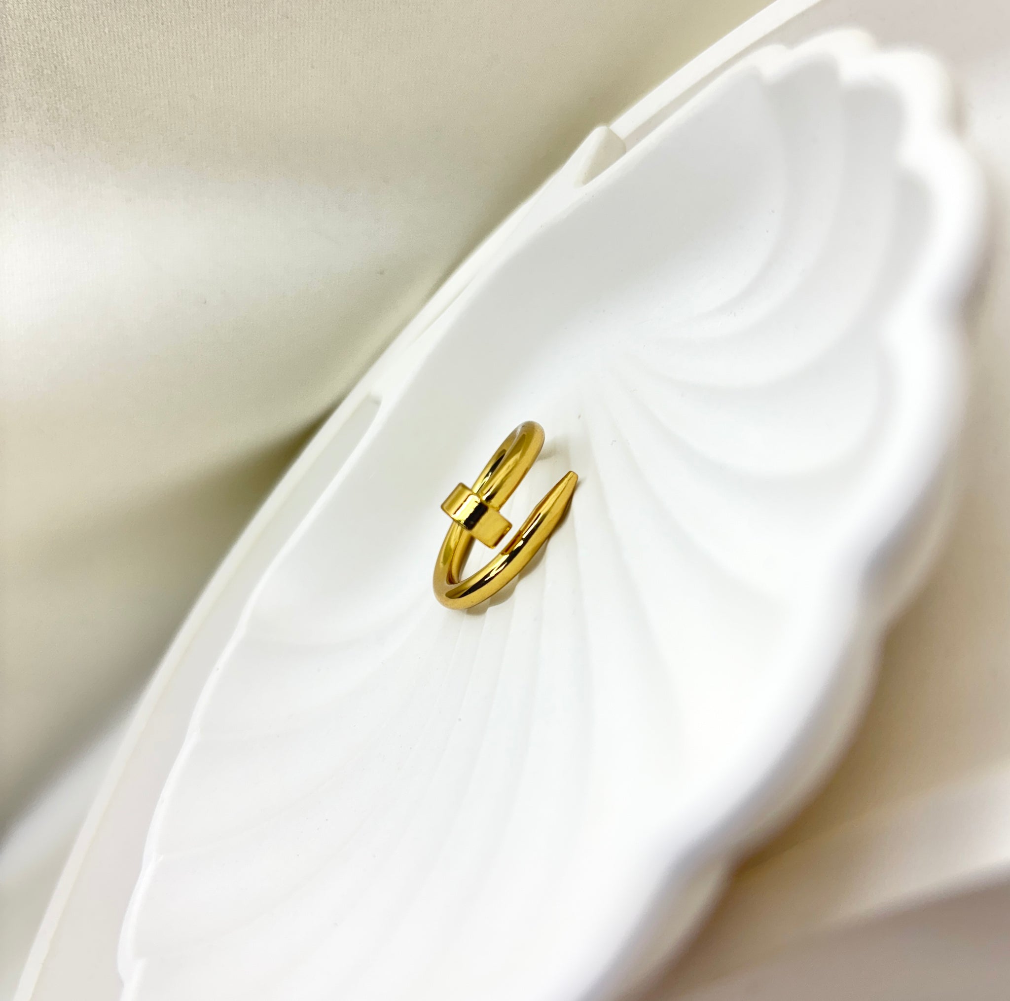 Golden Nail Twist Ring